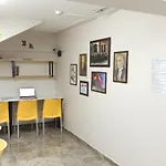 Hostel Ida *