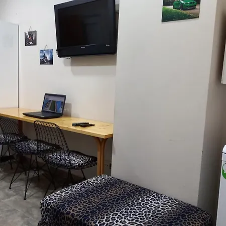 Hostel Ida *