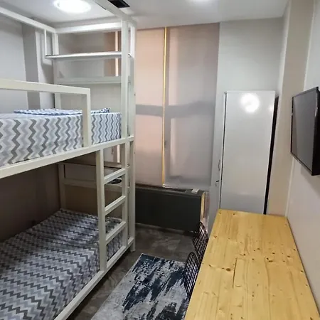 Ida Hostal *