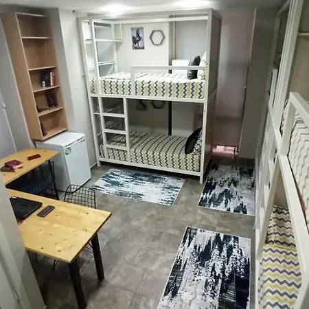 Hostel Ida *